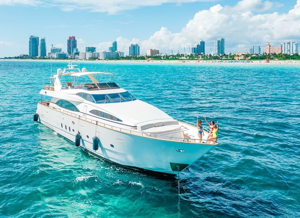 Biscayne Bay Yacht Charter Route Luxx route frame